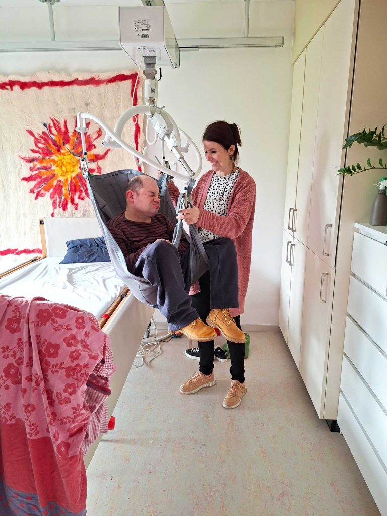 9410 LowRes Eva Care And Cleaning 768x1024